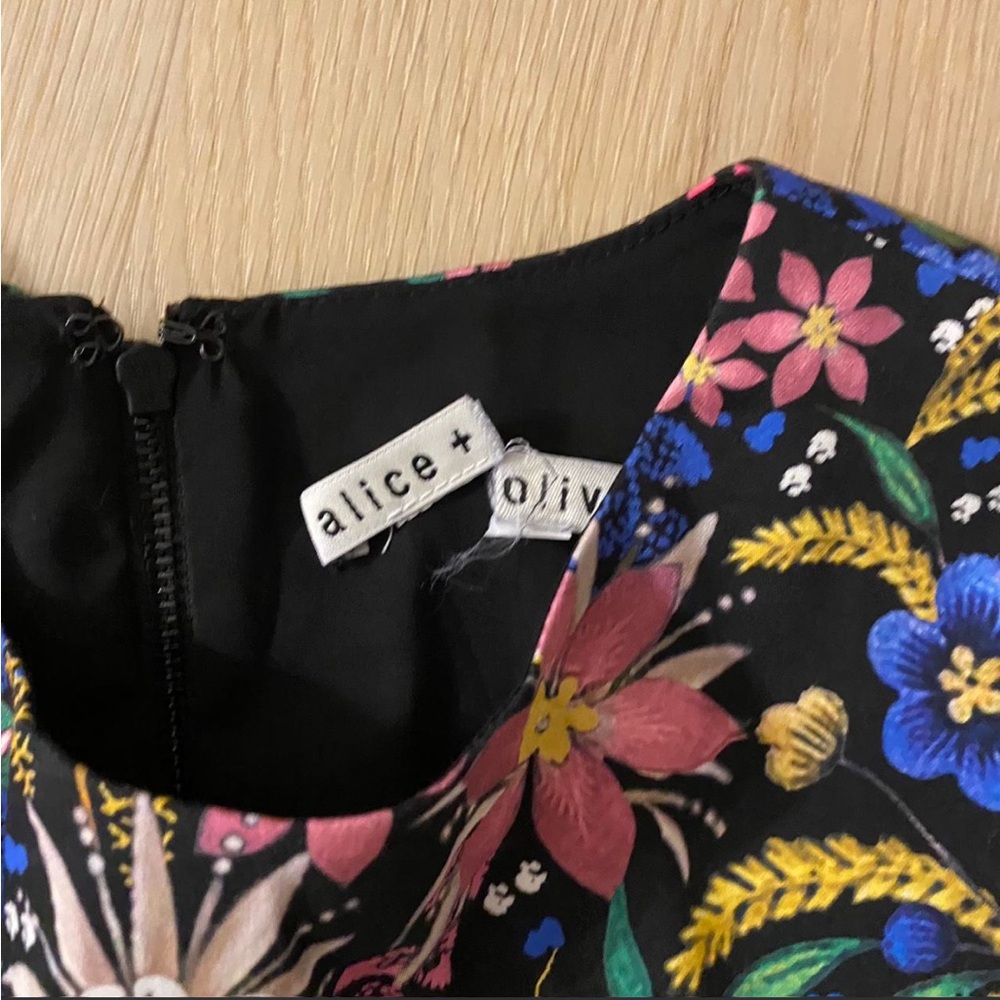 Alice + Olivia Multicolor Floral Dress - size 2 - Picture 2 of 4